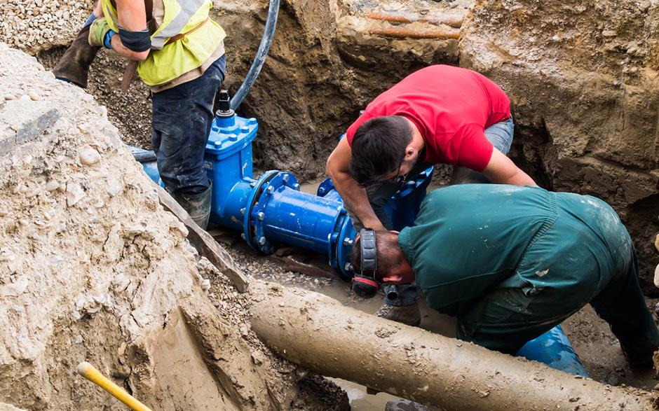 tuyau déboucheur canalisation Lisses